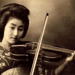 Geisha playing violin